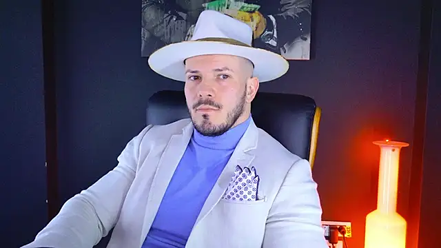 Snapshot of AngeloEric chatting on 9, 1, 2025 AngeloEric online show from 9, 1, 2025