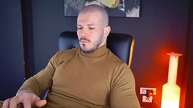 Snapshot of AngeloEric chatting on 22, 1, 2025 AngeloEric online show from 22, 1, 2025