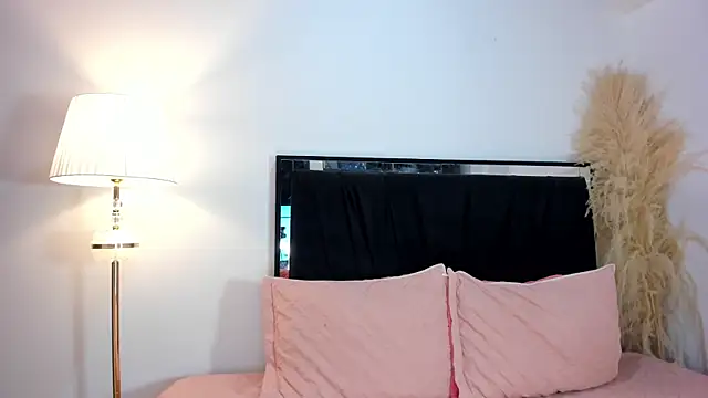 lilithTeen1  online show from 26, 3, 2026