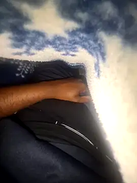 Snapshot of RovingAlcove chatting on 10, 3, 2026 RovingAlcove online show from 10, 3, 2026