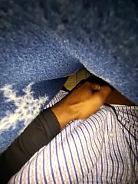 Snapshot of RovingAlcove chatting on 24, 3, 2026 RovingAlcove online show from 24, 3, 2026