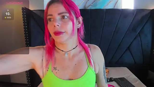 NIKI SANTANA online show from 2, 10, 2025