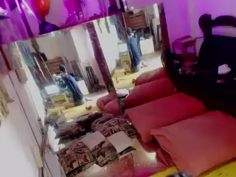 Snapshot of laye19 chatting on 31, 1, 2025 laye19 online show from 31, 1, 2025