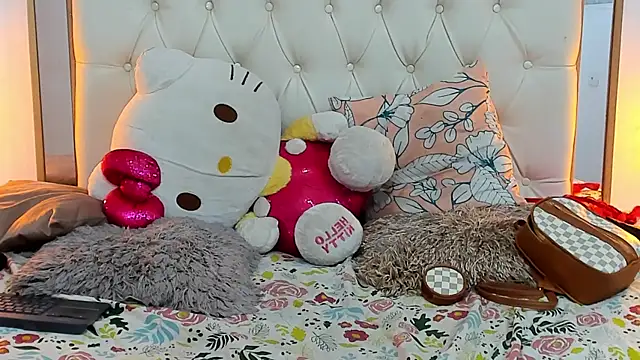 camila sex latina online show from 18, 1, 2025