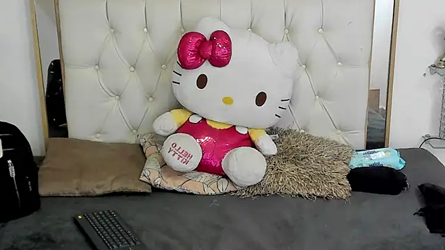 camila sex latina online show from 17, 3, 2025