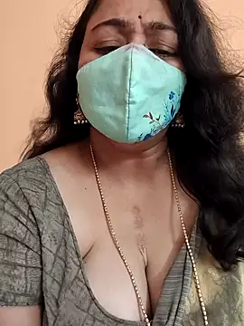 Snapshot of neelu-hoty chatting on 11, 3, 2025 neelu-hoty online show from 11, 3, 2025