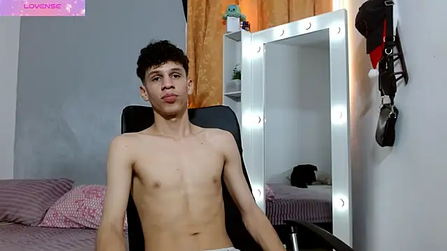 Snapshot of jeff_ross chatting on 9, 1, 2025 jeff ross online show from 9, 1, 2025