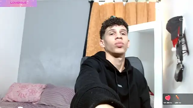 Snapshot of jeff_ross chatting on 10, 1, 2025 jeff ross online show from 10, 1, 2025