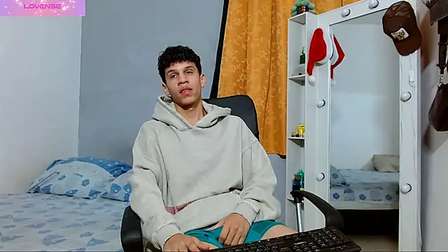 Snapshot of jeff_ross chatting on 20, 2, 2025 jeff ross online show from 20, 2, 2025