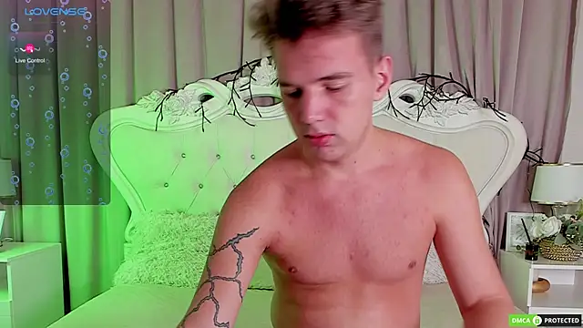 ArthurWhitee online show from 18, 1, 2026