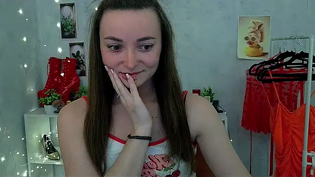  Barbie Kiss  online show from 6, 5, 2026