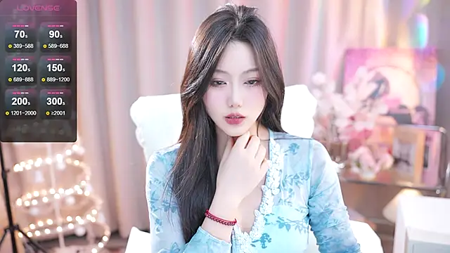 Snapshot of YINGTao-168 chatting on 17, 1, 2025 YINGTao-168 online show from 17, 1, 2025