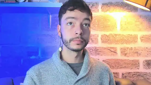 Snapshot of noah_ricci chatting on 2, 11, 2025 noah ricci online show from 2, 11, 2025