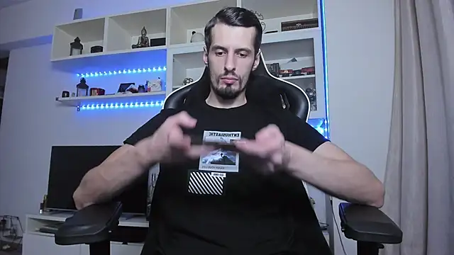 ToddClaytonn online show from 31, 10, 2025