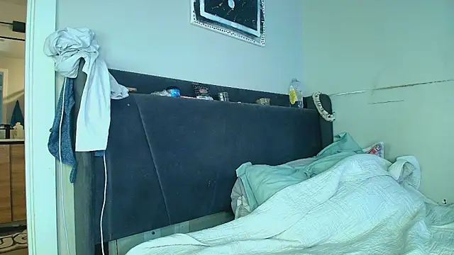 Naomiruty online show from 17, 10, 2025