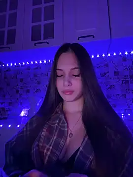 EricaWalls online show from 13, 12, 2024