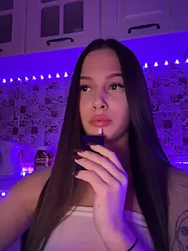 EricaWalls online show from 3, 2, 2025