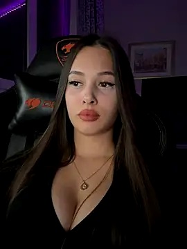 EricaWalls online show from 18, 10, 2025