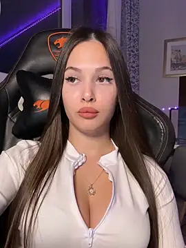 EricaWalls online show from 20, 10, 2025