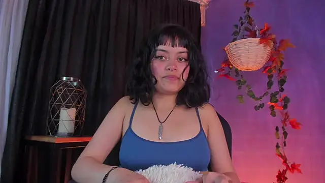 Snapshot of vanelope11 chatting on 18, 12, 2024 vanelope11 online show from 18, 12, 2024