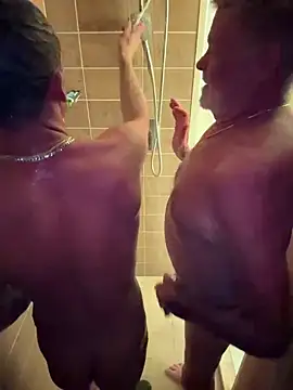 Snapshot of PeytonJohnn chatting on 1, 10, 2025 PeytonJohnn online show from 1, 10, 2025