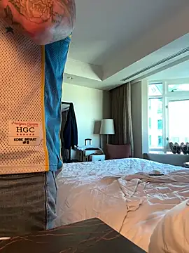 Snapshot of PeytonJohnn chatting on 5, 10, 2025 PeytonJohnn online show from 5, 10, 2025