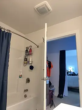 Snapshot of PeytonJohnn chatting on 29, 10, 2025 PeytonJohnn online show from 29, 10, 2025