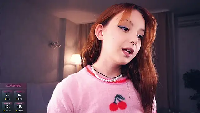 Snapshot of DevonaBucher chatting on 6, 1, 2025 DevonaBucher online show from 6, 1, 2025
