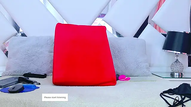 DahianaMoss online show from 17, 3, 2025