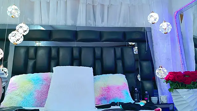 DahianaMoss online show from 9, 10, 2025