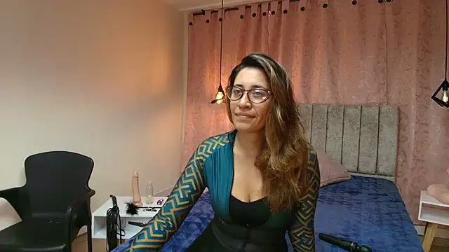 VioletaScott  online show from 6, 2, 2025