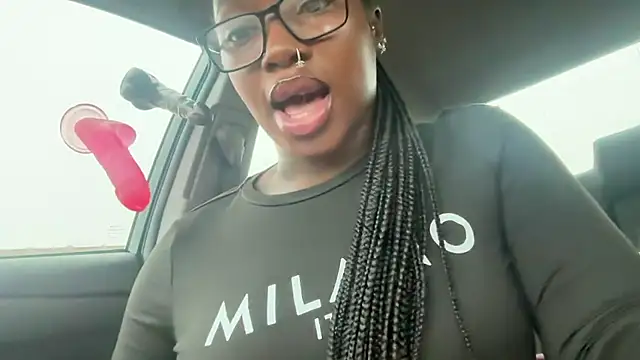 Snapshot of londonsfantasy chatting on 8, 1, 2026 londonsfantasy online show from 8, 1, 2026