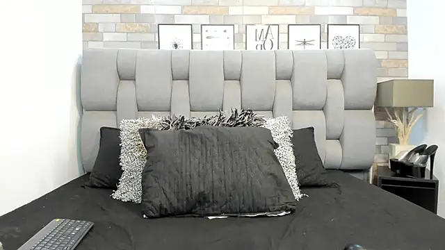 Snapshot of KariinaTaylor chatting on 2, 7, 2026 KariinaTaylor online show from 2, 7, 2026