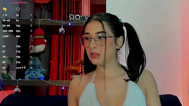 Charlotte greys online show from 11, 12, 2024