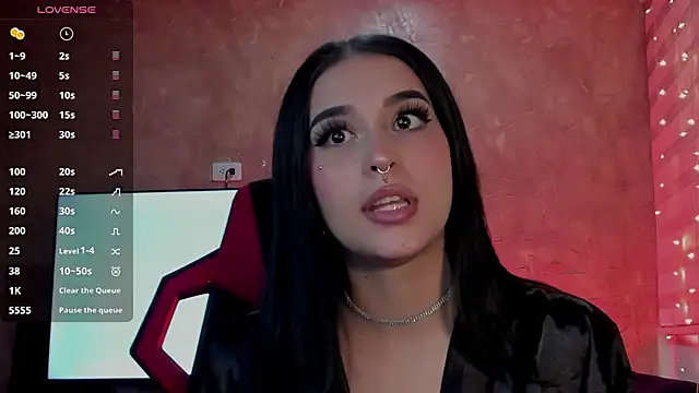 Charlotte greys online show from 15, 2, 2025