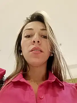 Snapshot of rachellboom chatting on 2, 2, 2025 rachellboom online show from 2, 2, 2025