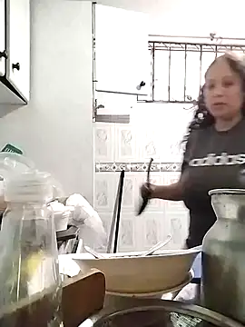 you-sexy-star online show from 2, 1, 2025