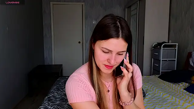 Snapshot of sophia_euphoriaa chatting on 30, 4, 2026 sophia euphoriaa online show from 30, 4, 2026