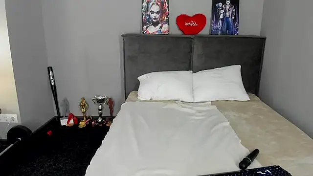 Snapshot of MuscleXXXBarbie chatting on 19, 4, 2026 MuscleXXXBarbie online show from 19, 4, 2026
