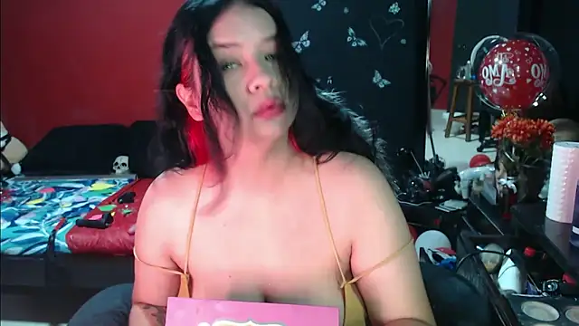 Snapshot of MaggaCass chatting on 16, 2, 2025 MaggaCass online show from 16, 2, 2025