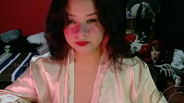 Snapshot of MaggaCass chatting on 6, 3, 2025 MaggaCass online show from 6, 3, 2025