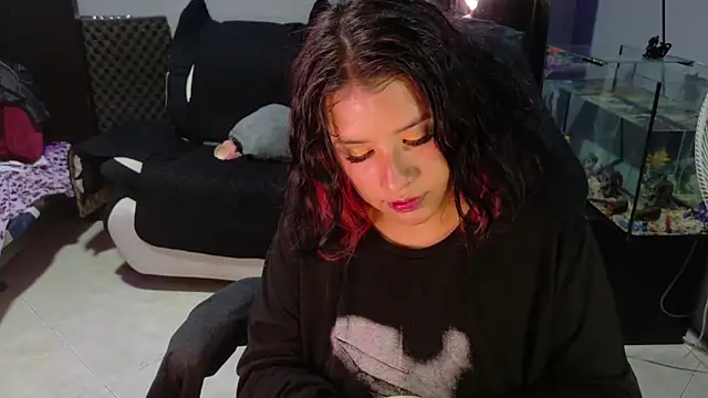 Snapshot of MaggaCass chatting on 21, 11, 2025 MaggaCass online show from 21, 11, 2025