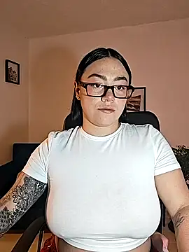 helena smith online show from 18, 9, 2025