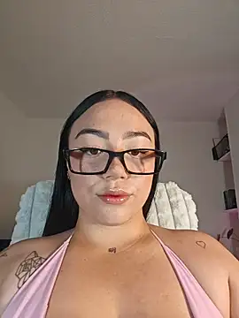 Snapshot of helena_smith chatting on 18, 2, 2026 helena smith online show from 18, 2, 2026