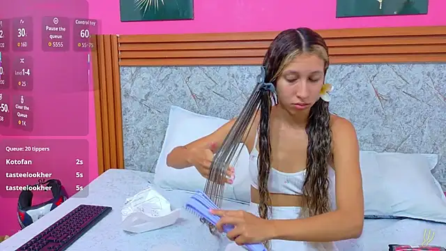 Beautifulskinny18 online show from 17, 5, 2026