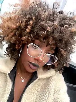 TIFFANYYSTAR online show from 5, 12, 2024