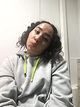 Snapshot of Ayla_martinez chatting on 18, 1, 2025 Ayla martinez online show from 18, 1, 2025