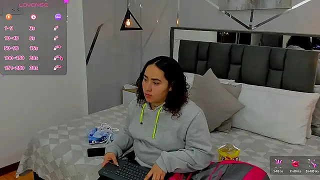 Snapshot of Ayla_martinez chatting on 12, 2, 2025 Ayla martinez online show from 12, 2, 2025