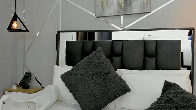 Snapshot of Ayla_martinez chatting on 7, 3, 2025 Ayla martinez online show from 7, 3, 2025