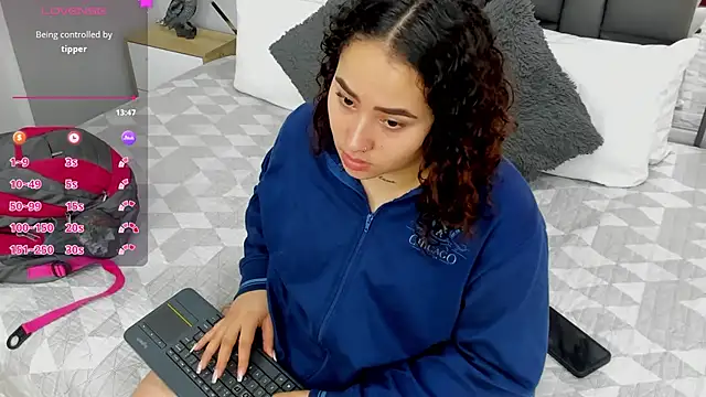 Snapshot of Ayla_martinez chatting on 8, 3, 2025 Ayla martinez online show from 8, 3, 2025